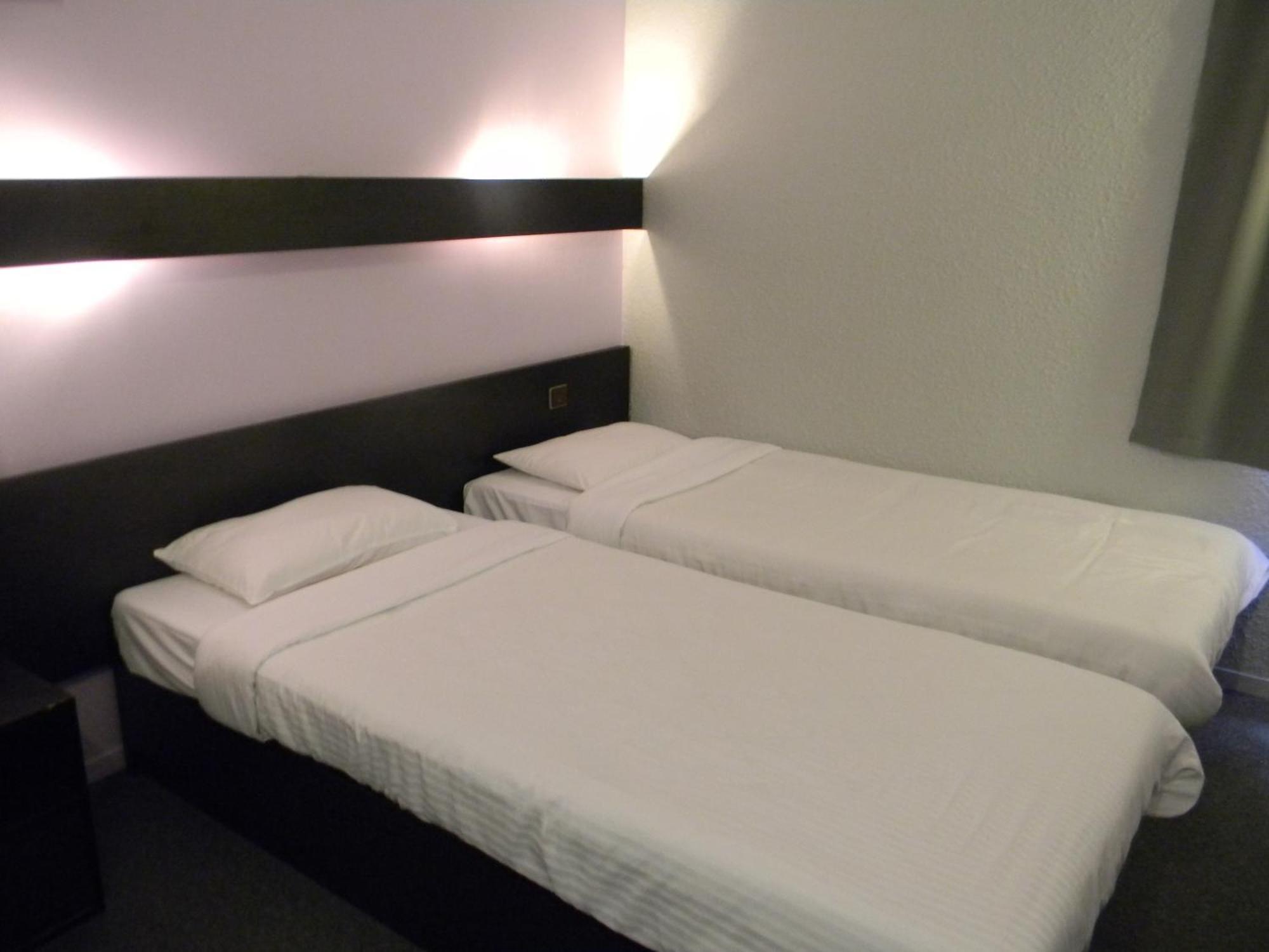 Class-Hotel ポアティエ エクステリア 写真